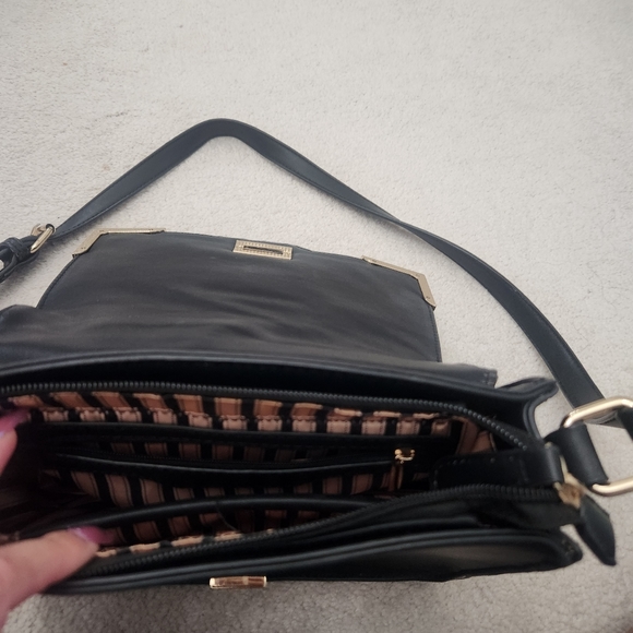 Black shoulder bag - Picture 3 of 3